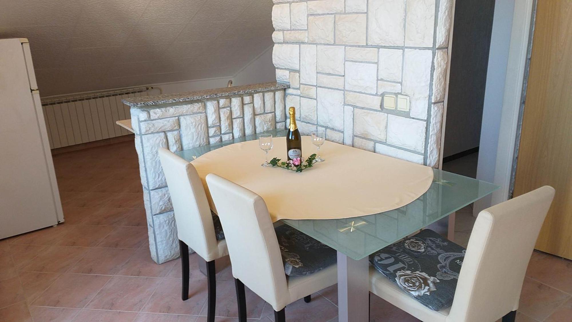 Jan3 Apartment Pula Ngoại thất bức ảnh